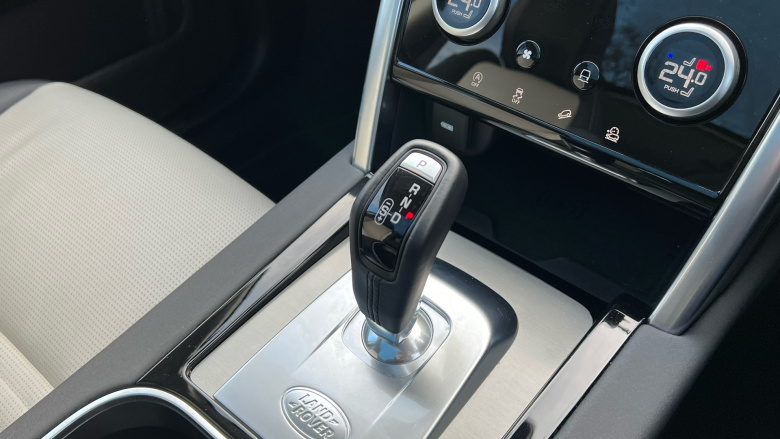 Land Rover Discovery Sport 2.0 P250 R-Dynamic SE 5dr Auto [5 Seat] Petrol Station Wagon